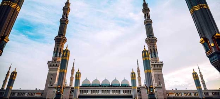 Al-Masjid an-Nabawi, known in English as The Prophet's Mosque, in the city of Medina in the Al Madinah Province of Saudi Arabia. Credit: Unsplash/Yasmine Arfaoui